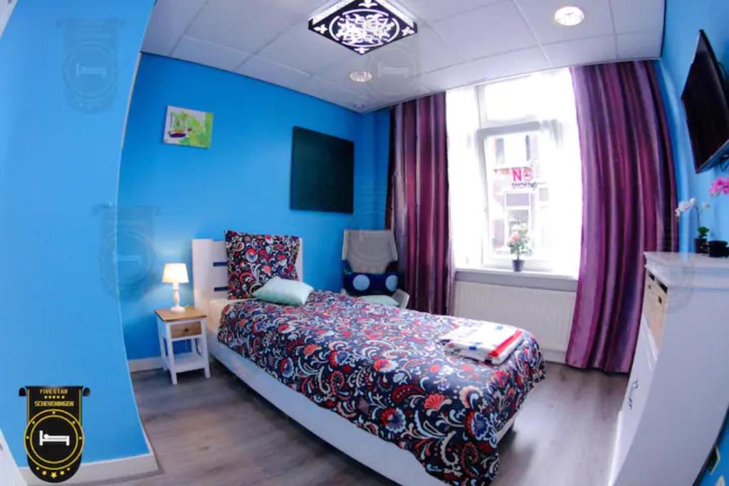 Bed & breakfast Five star scheveningen room 4